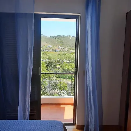 Casa Dos Pais Apartment *